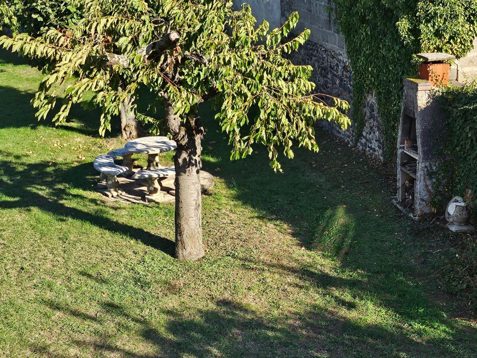 Appartamento La Bourzede Langeac Esterno foto